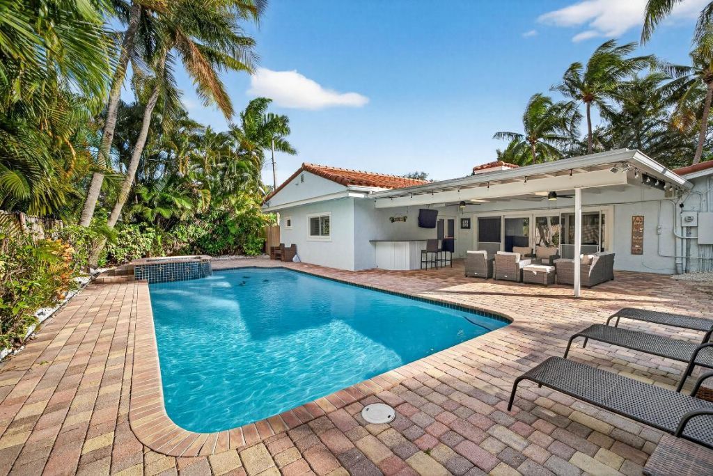 2081 NE 25th Street, Lighthouse Point, FL 33064 Photo