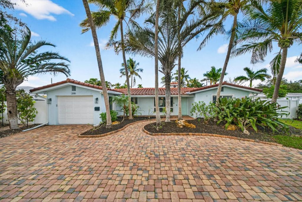 2081 NE 25th Street, Lighthouse Point, FL 33064 Photo