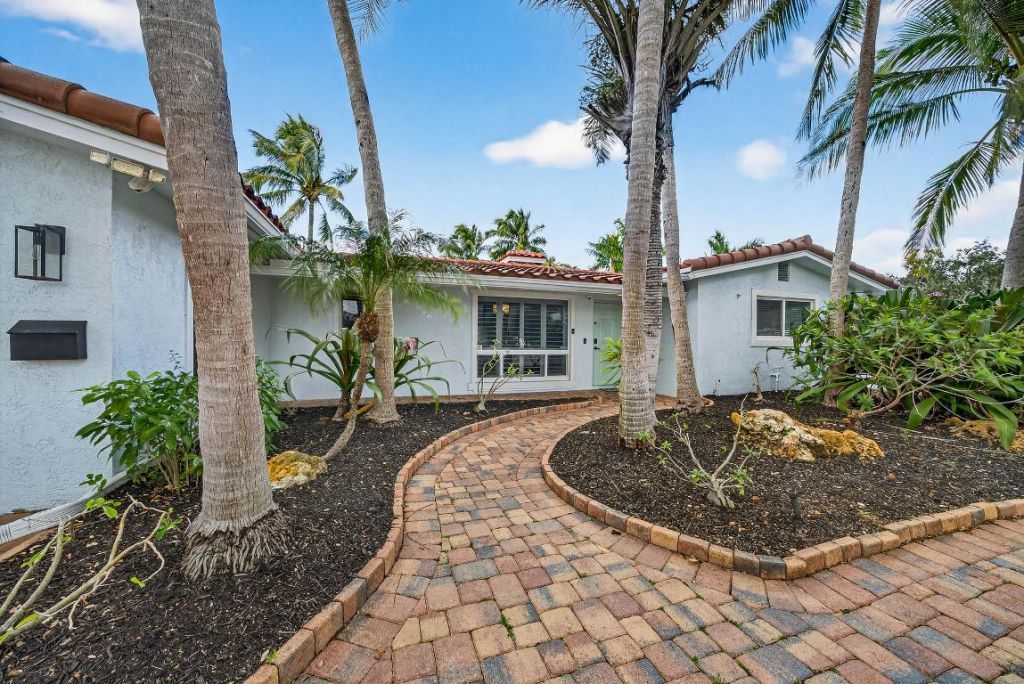 2081 NE 25th Street, Lighthouse Point, FL 33064 Photo