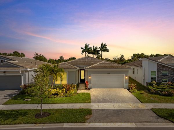 11959 SW Viridian Boulevard, Port St. Lucie, FL 34987