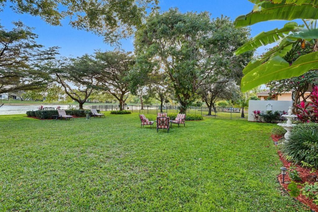 166 Catania Way, Royal Palm Beach, FL 33411 Photo