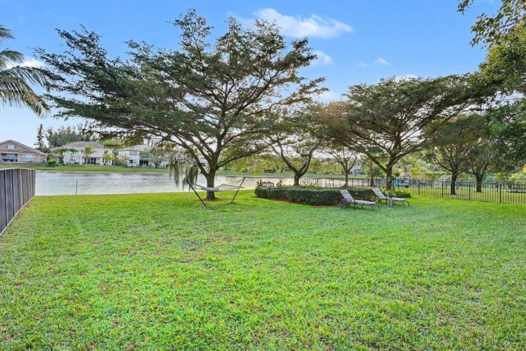 166 Catania Way, Royal Palm Beach, FL 33411 Photo