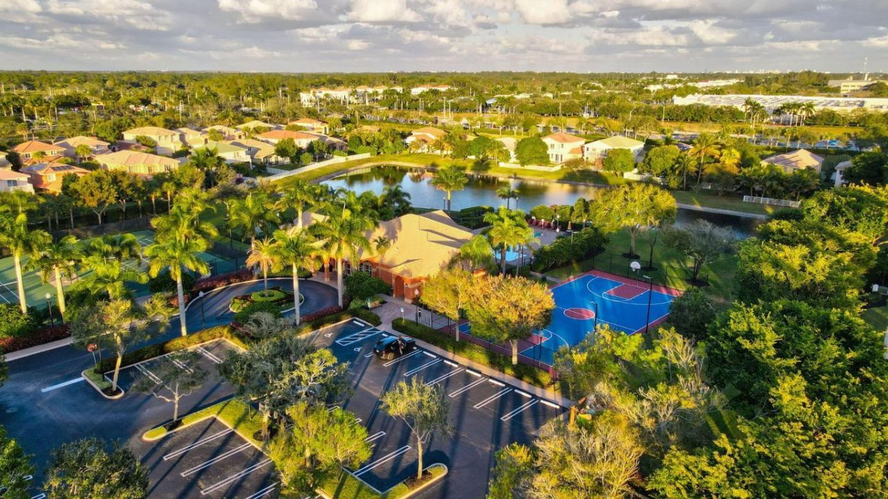 166 Catania Way, Royal Palm Beach, FL 33411 Photo