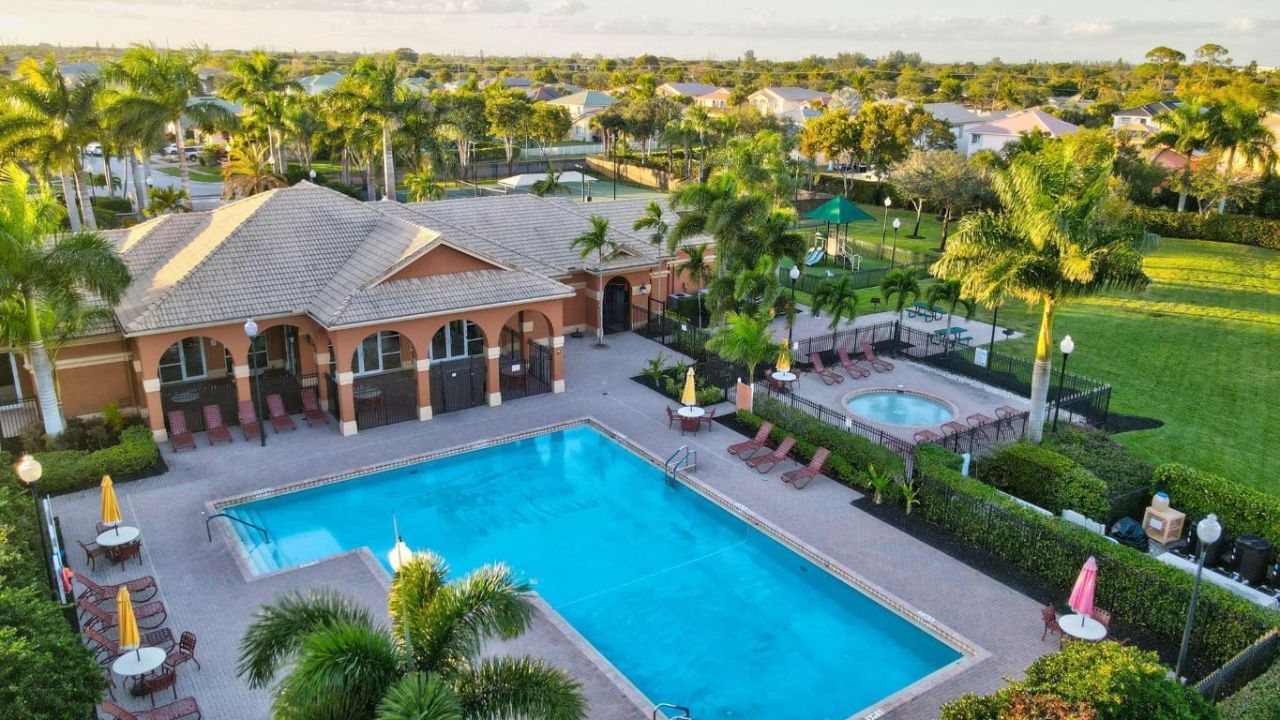 166 Catania Way, Royal Palm Beach, FL 33411 Photo