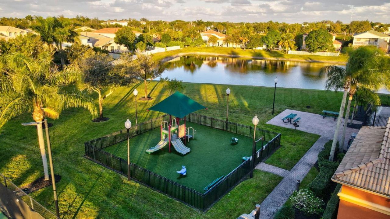 166 Catania Way, Royal Palm Beach, FL 33411 Photo