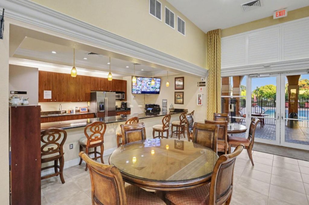 166 Catania Way, Royal Palm Beach, FL 33411 Photo