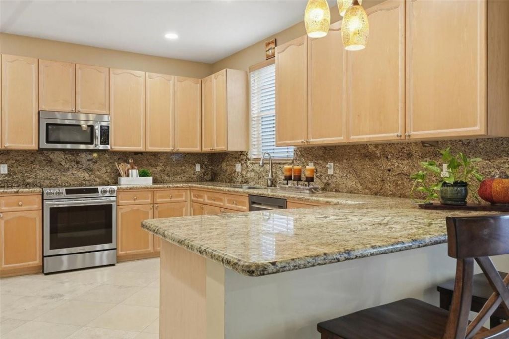 2444 Greenbrier Court, Weston, FL 33327 Photo