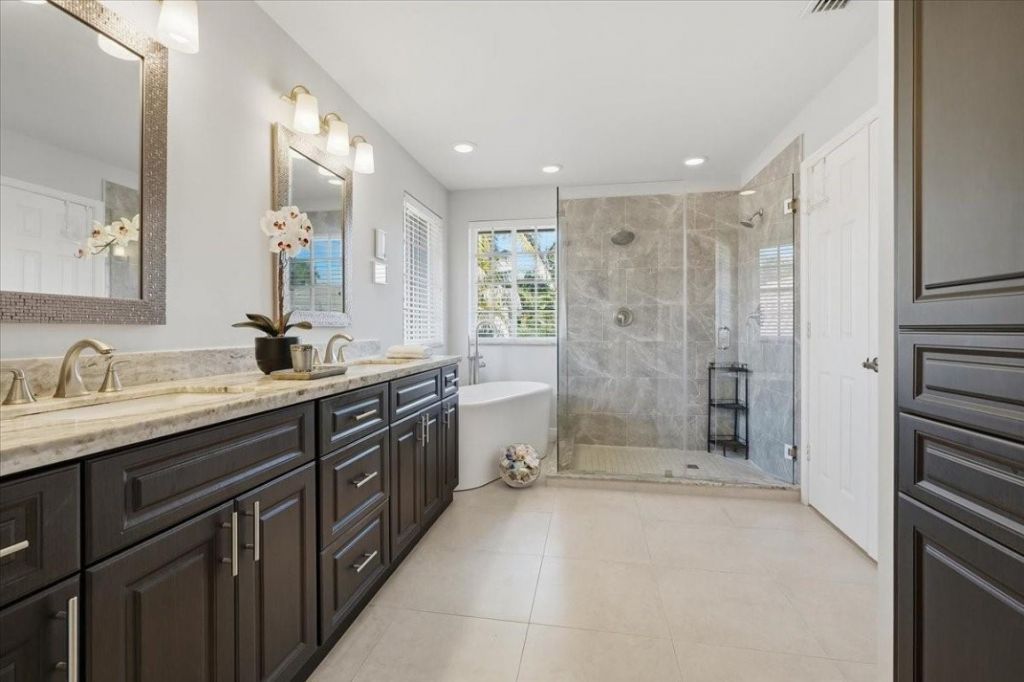 2444 Greenbrier Court, Weston, FL 33327 Photo