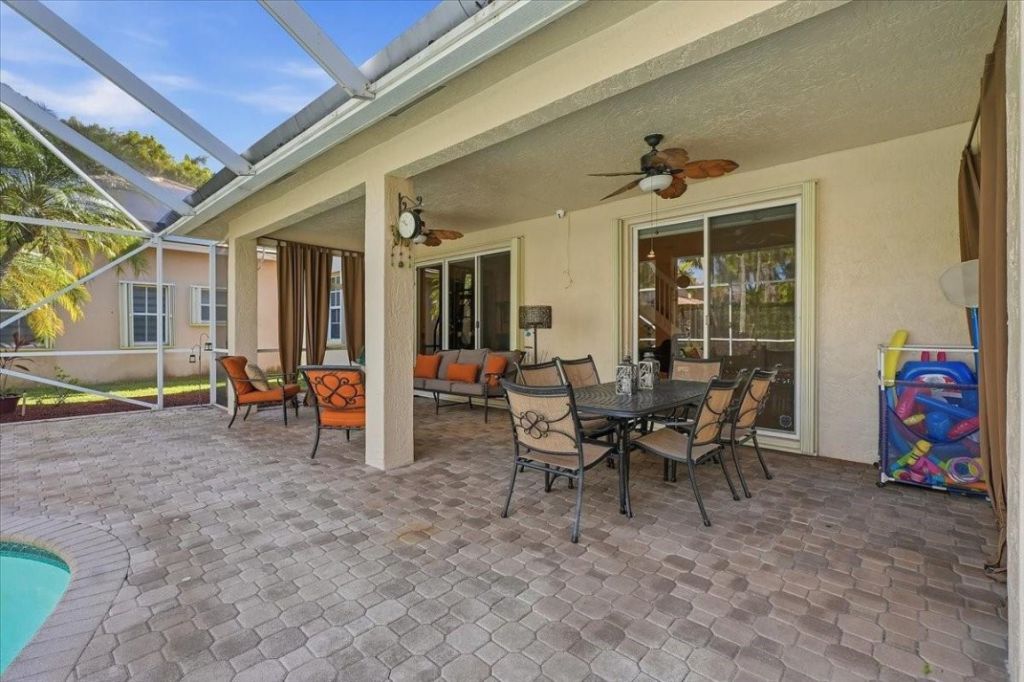 2444 Greenbrier Court, Weston, FL 33327 Photo
