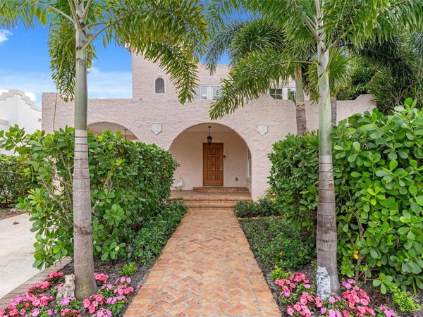 229 Fordham Dr, Lake Worth Beach, FL 33460