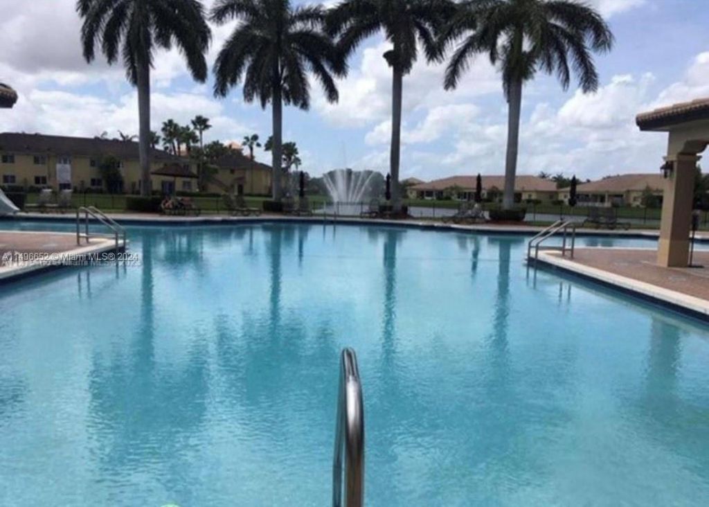 1690 NE 33rd Avenue, Unit 104-6, Homestead, FL 33033 Photo