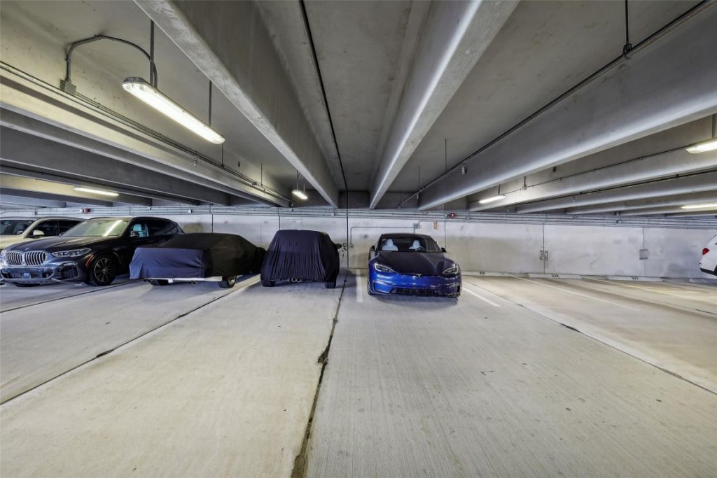 17301 Biscayne Blvd, Unit PH 7, Aventura, FL 33160 Photo