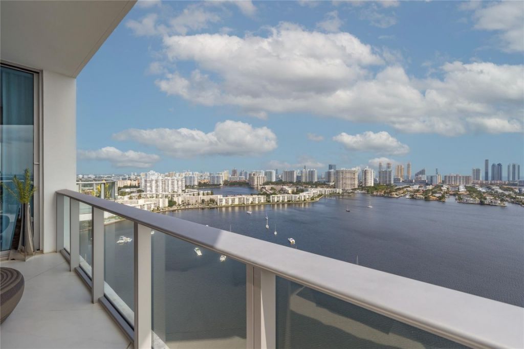 17301 Biscayne Blvd, Unit PH 7, Aventura, FL 33160 Photo