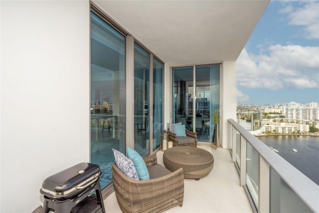 17301 Biscayne Blvd, Unit PH 7, Aventura, FL 33160 Photo