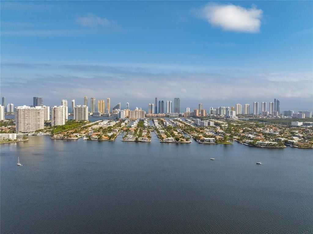 17301 Biscayne Boulevard, Unit Ph 7, Aventura, FL 33160 Photo
