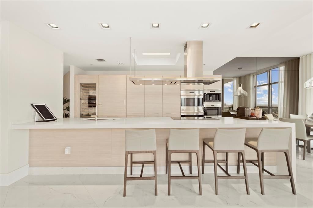 17301 Biscayne Blvd, Unit PH 7, Aventura, FL 33160 Photo