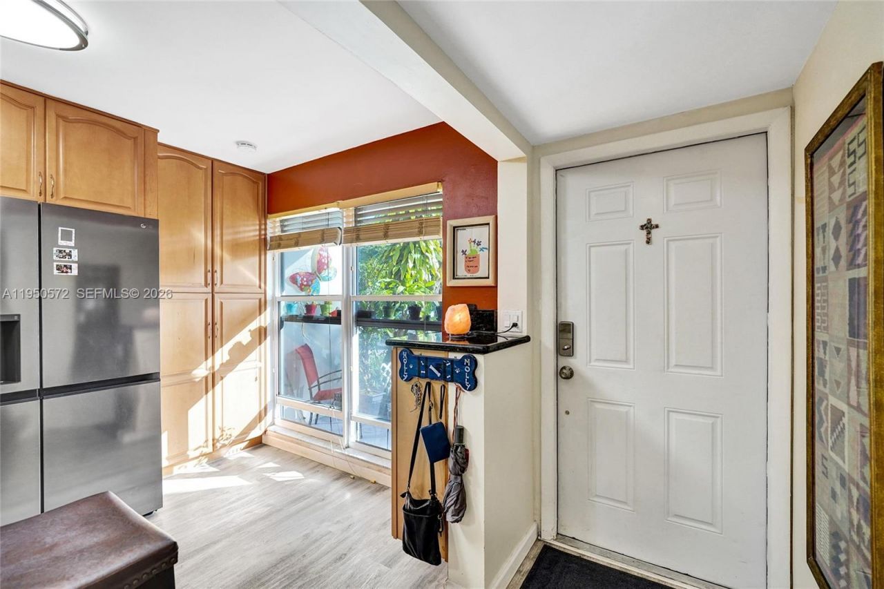 3302 Farragut St, Unit 5C, Hollywood, FL 33021 Photo