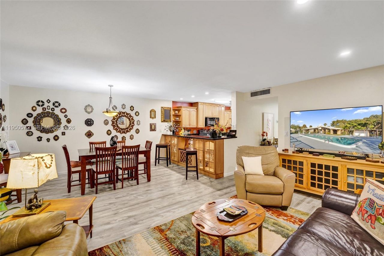 3302 Farragut St, Unit 5C, Hollywood, FL 33021 Photo