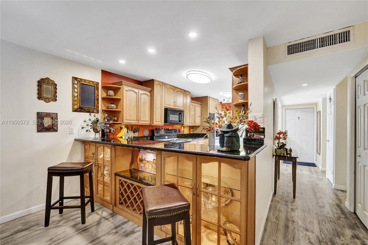 3302 Farragut St, Unit 5C, Hollywood, FL 33021 Photo