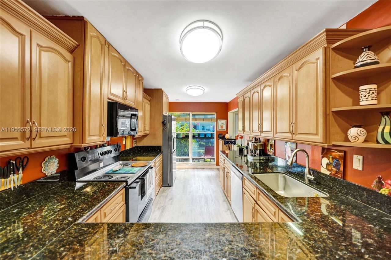 3302 Farragut St, Unit 5C, Hollywood, FL 33021 Photo