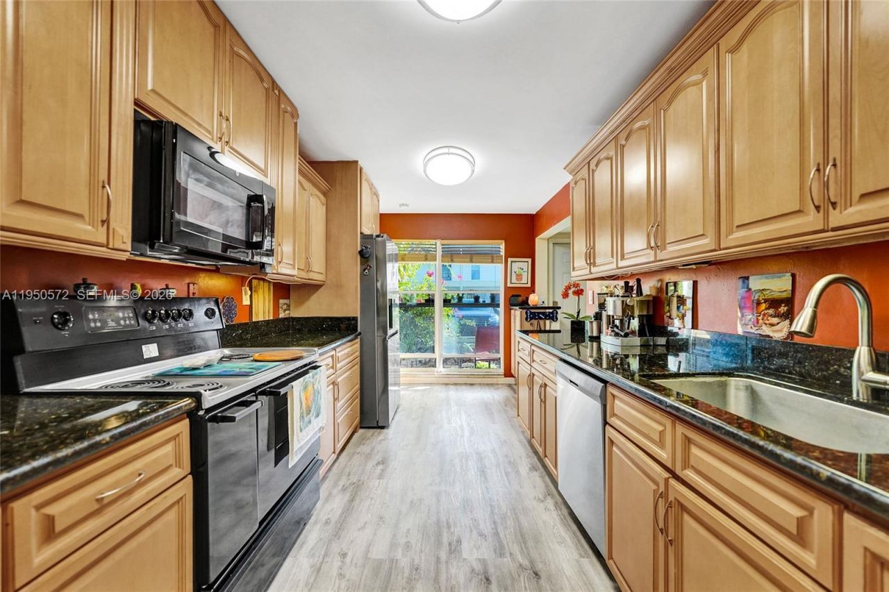 3302 Farragut St, Unit 5C, Hollywood, FL 33021 Photo