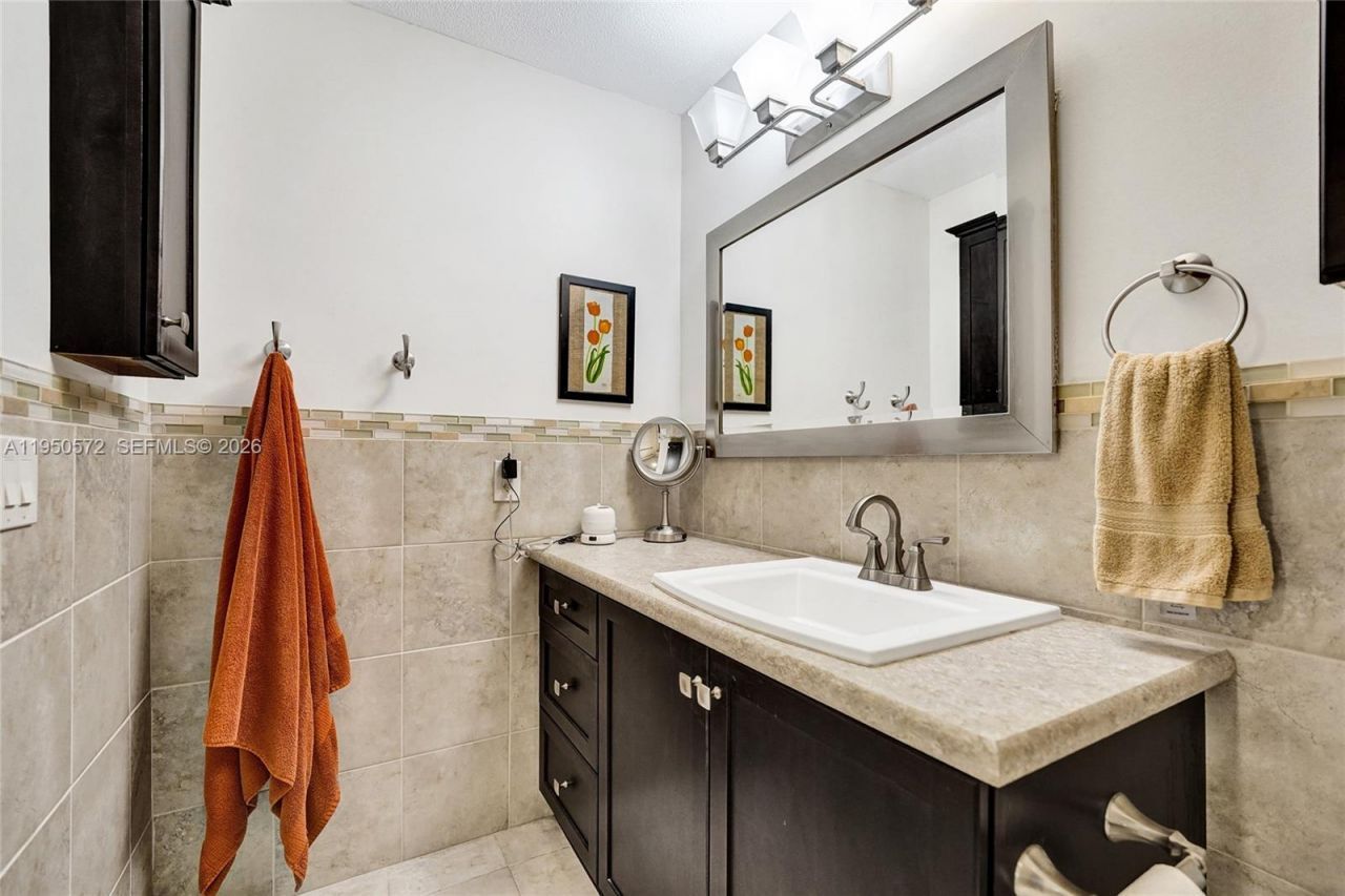 3302 Farragut St, Unit 5C, Hollywood, FL 33021 Photo