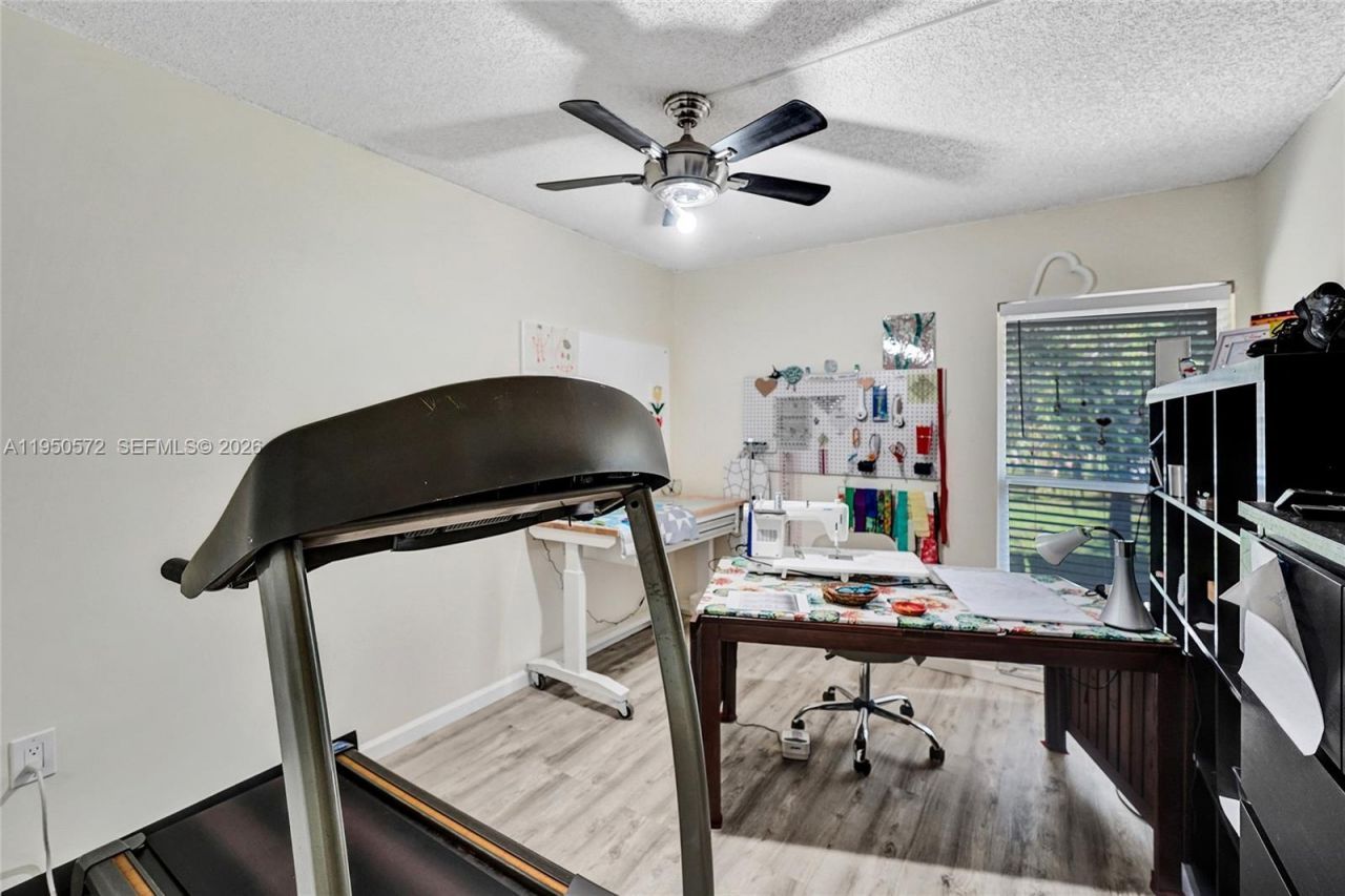 3302 Farragut St, Unit 5C, Hollywood, FL 33021 Photo