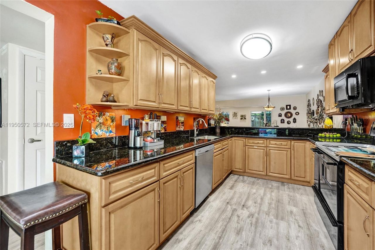 3302 Farragut St, Unit 5C, Hollywood, FL 33021 Photo