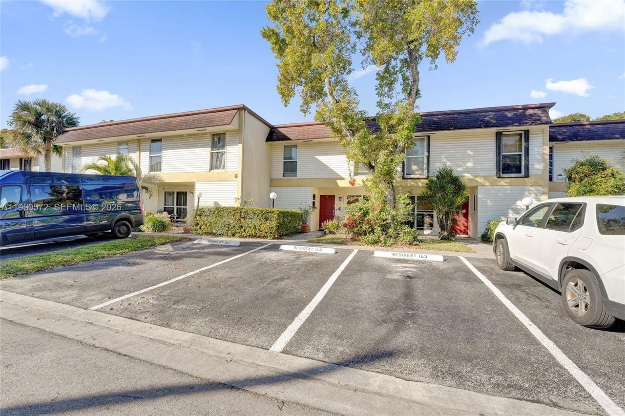 3302 Farragut St, Unit 5C, Hollywood, FL 33021 Photo