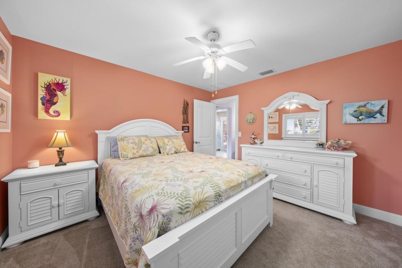 1056 S Yachtsman Dr, Sanibel, FL 33957 Photo