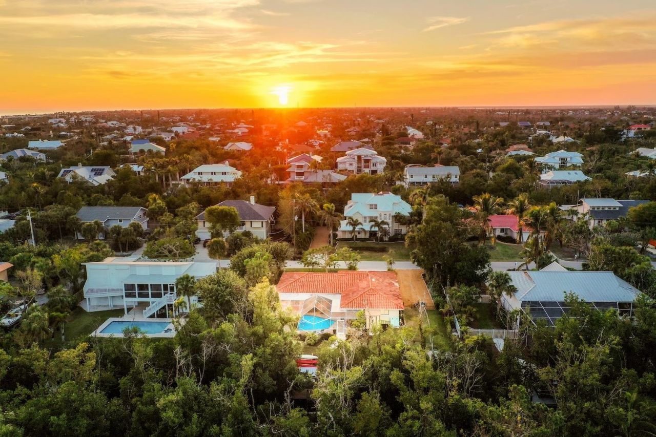 1056 S Yachtsman Dr, Sanibel, FL 33957 Photo