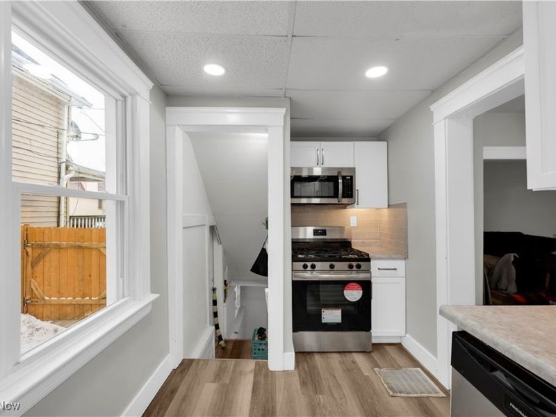 7807 Goodman Avenue, Cleveland, OH 44105 Photo 12