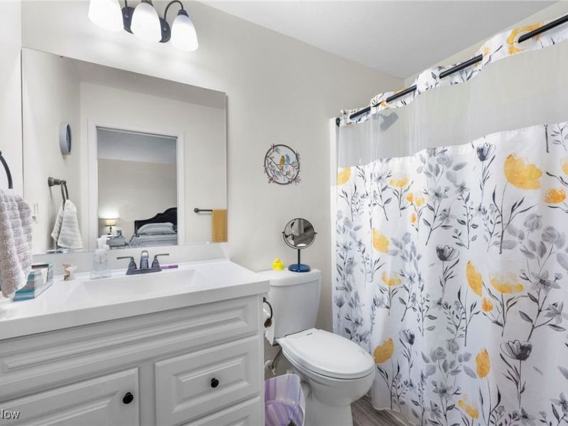 385 Nantucket Drive, Geneva, OH 44041 Photo 18