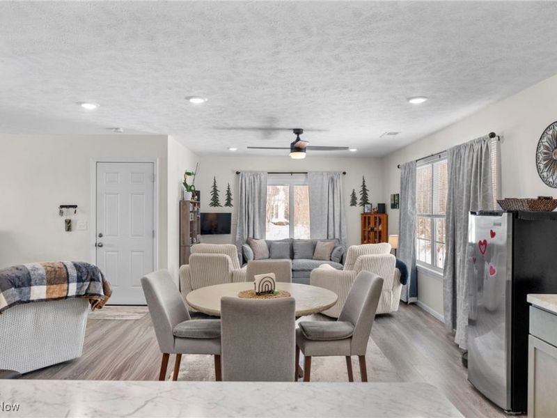 385 Nantucket Drive, Geneva, OH 44041 Photo 9