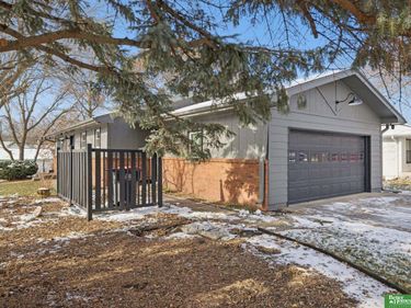 1320 Darwin Street, Beatrice, NE 68310
