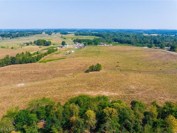 Lewis Road, Salineville, OH 43945