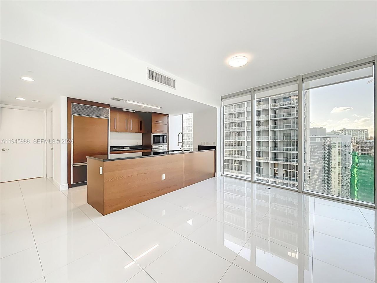 475 Brickell Ave, Unit 4215, Miami, FL 33131 Photo