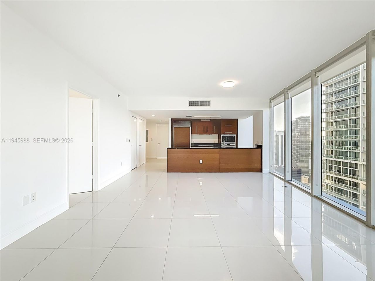 475 Brickell Ave, Unit 4215, Miami, FL 33131 Photo