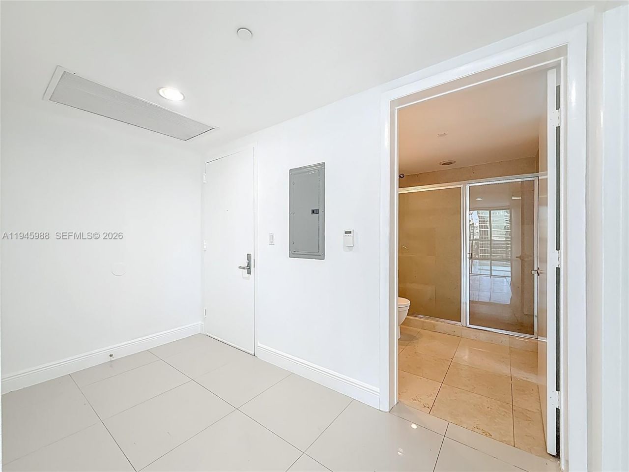 475 Brickell Ave, Unit 4215, Miami, FL 33131 Photo