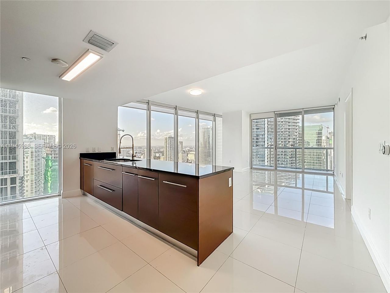 475 Brickell Ave, Unit 4215, Miami, FL 33131 Photo