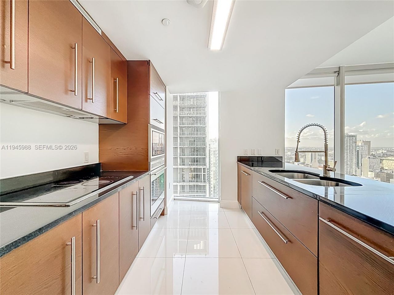 475 Brickell Ave, Unit 4215, Miami, FL 33131 Photo
