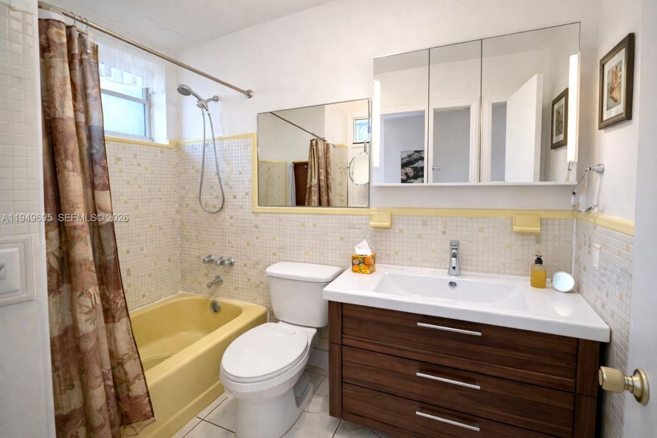 16790 NE 14th Ave, Unit 207, Miami, FL 33162 Photo