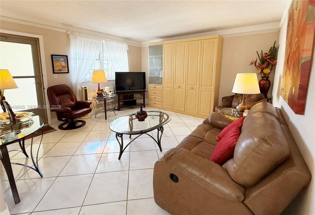 16790 NE 14th Ave, Unit 207, Miami, FL 33162 Photo