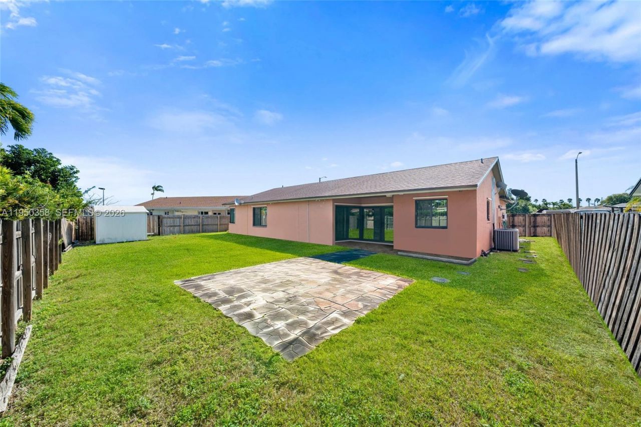13611 SW 281st Ter, Homestead, FL 33033 Photo
