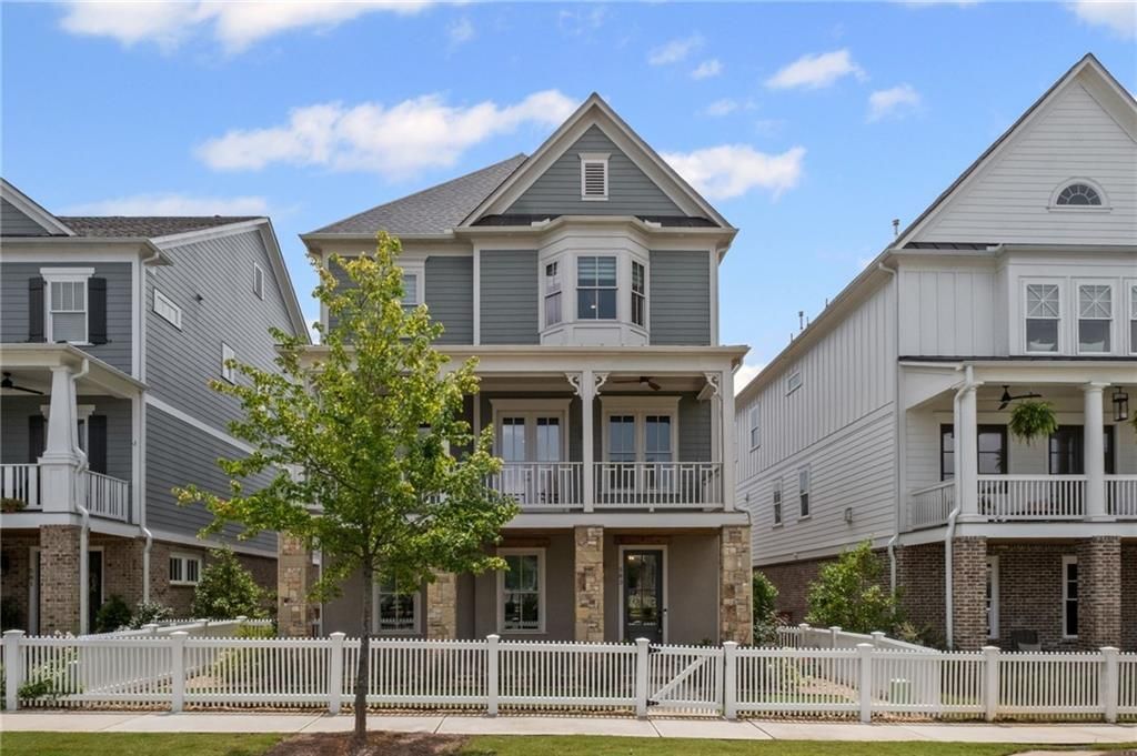 583 S Club Drive, Woodstock, GA 30188 Main Photo