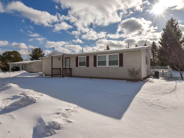 10231 Tennessee Street, Oscoda, MI 48750