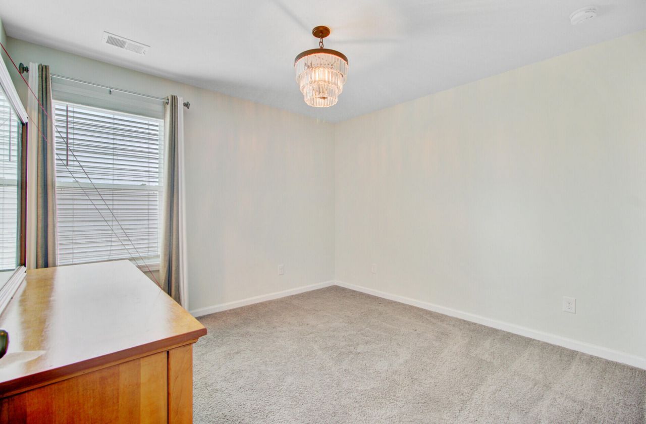 142 Clydesdale Circle Photo 29