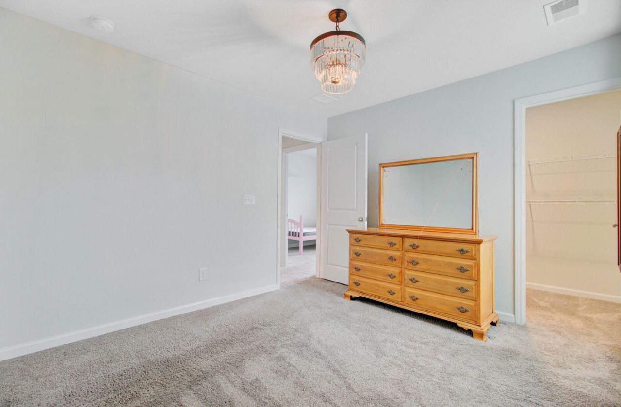 142 Clydesdale Circle Photo 30