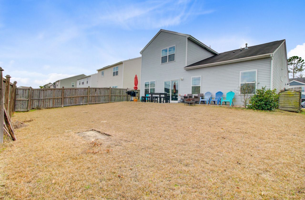 142 Clydesdale Circle Photo 35