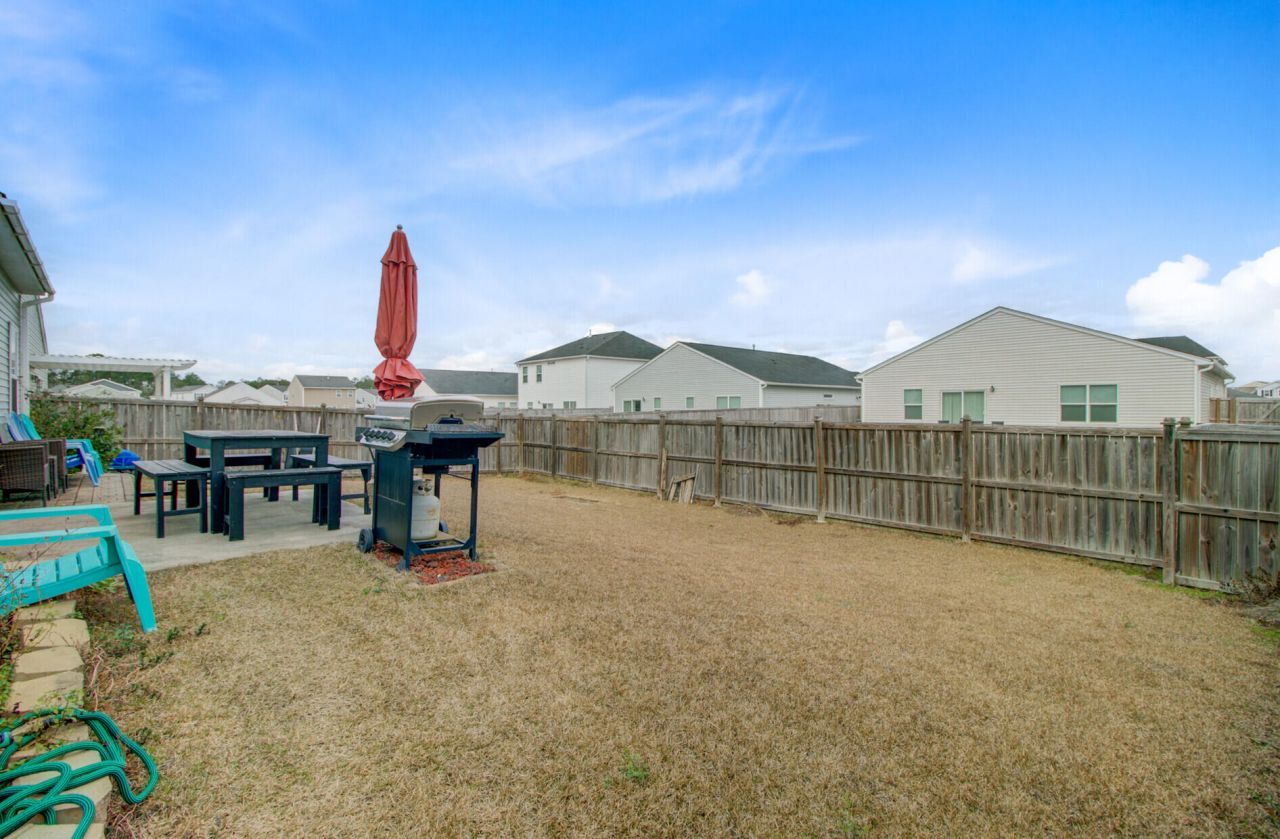 142 Clydesdale Circle Photo 37